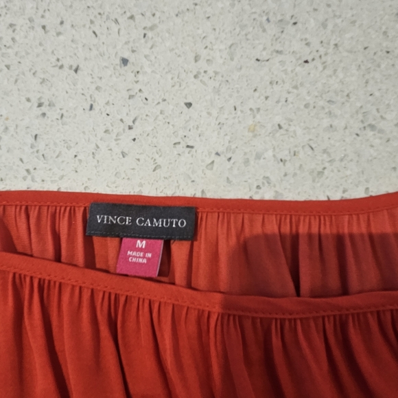 Cold shoulder silky top. Flat friendly! - Picture 4 of 6